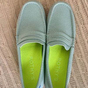 Retired Martini/Olive Green/Sage Driver Loafer Flat Rothy's Shoes